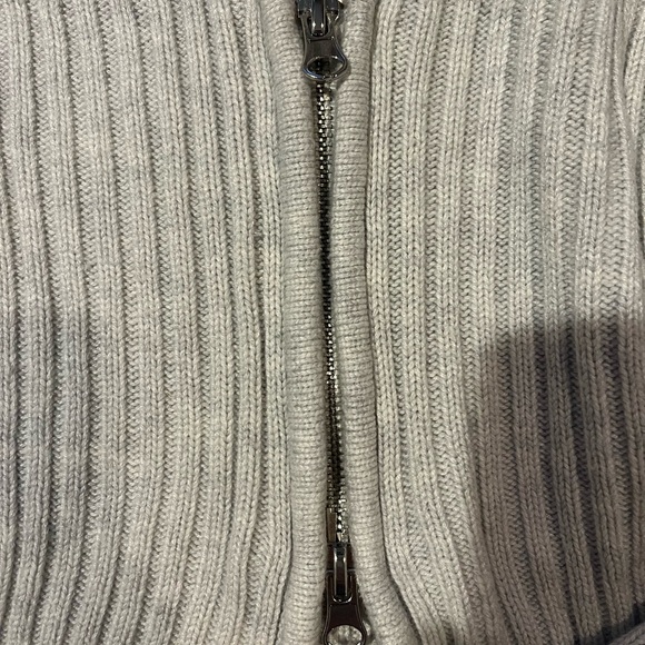 Grey Ribbed Zip-Up Cropped Jacket - Picture 5 of 6